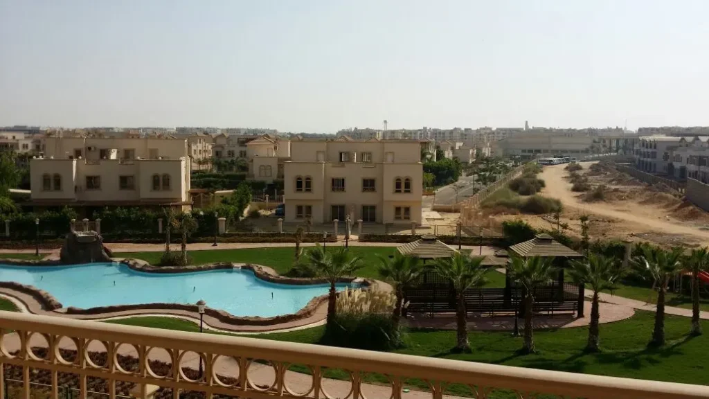 فيلا للبيع في كمبوند جرينز الشيخ زايد