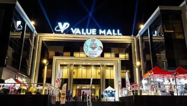 مول فاليو الشروق سيتي | Value Mall Shorouk - المول ليلًا